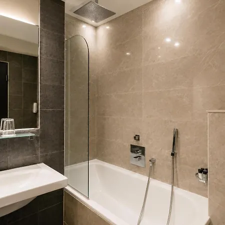L'adresse 3* Paris