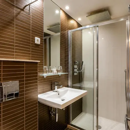 L'adresse 3* Paris