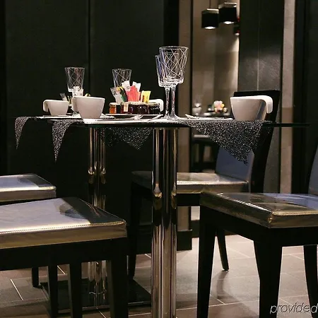 Hotel L'adresse Paris