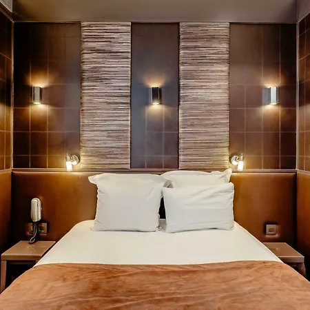 Hotel L'adresse 3*