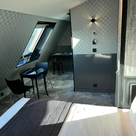 L'adresse Отель 3*