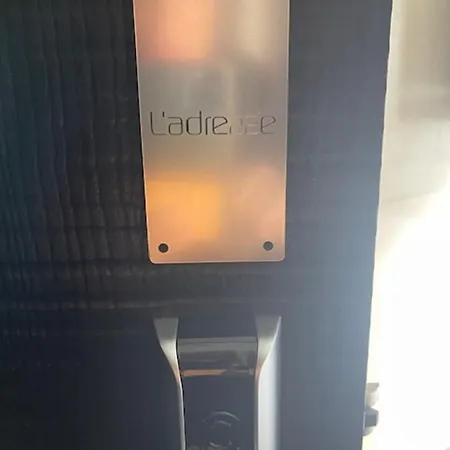 L'adresse Отель