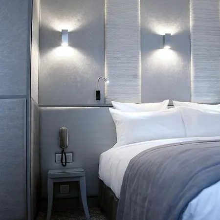 L'adresse 3* Париж
