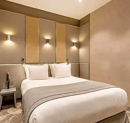 Hotell L'adresse Paris