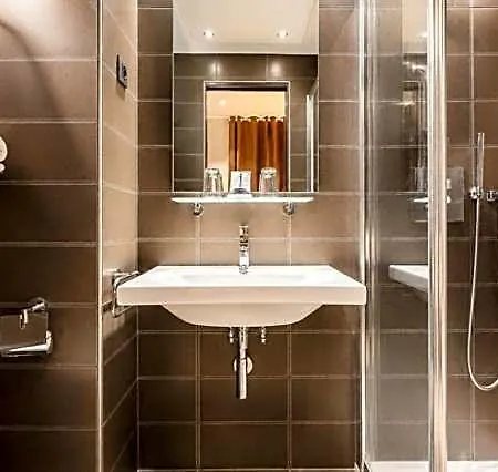 L'adresse Hotell
