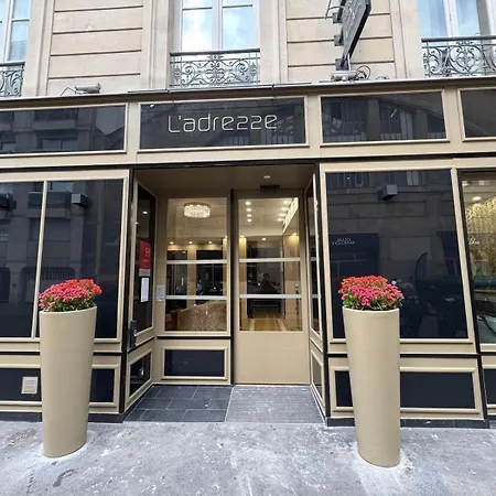 Hotel L'adresse 3*