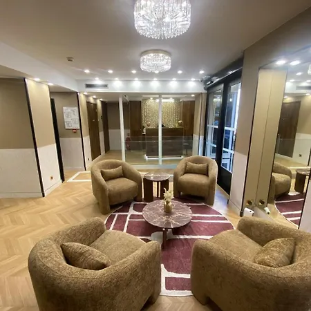 Hotel L'adresse 3*