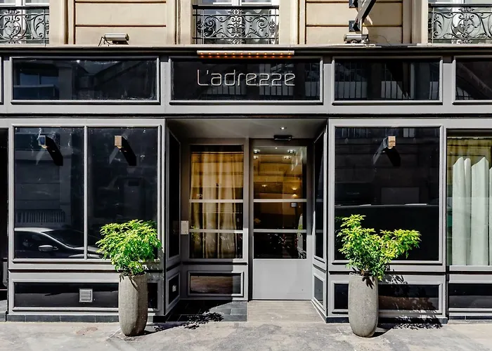 L'adresse Отель Париж